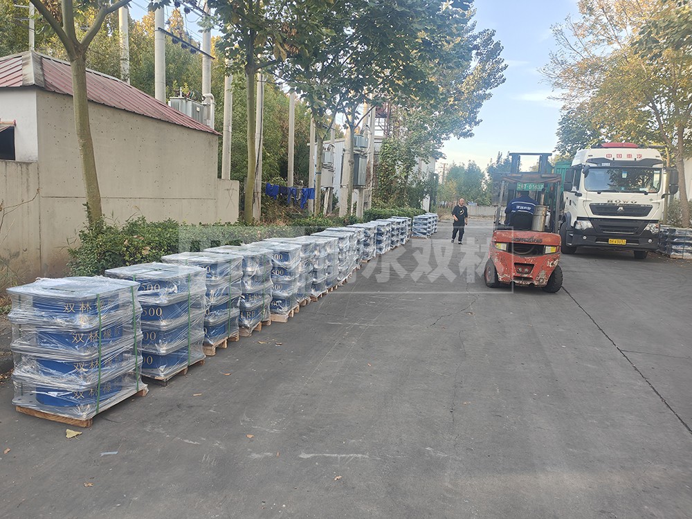 防震橡膠支座 高阻尼減震支座 建筑水平力分散力型橡膠支座
